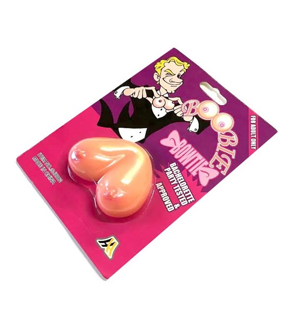 MUSZKA W KSZTAŁCIE PIERSI